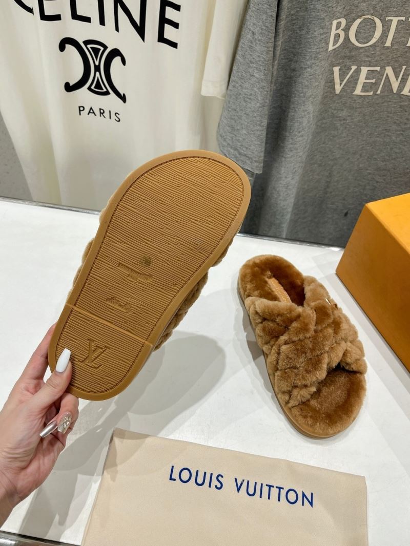 Louis Vuitton Slippers